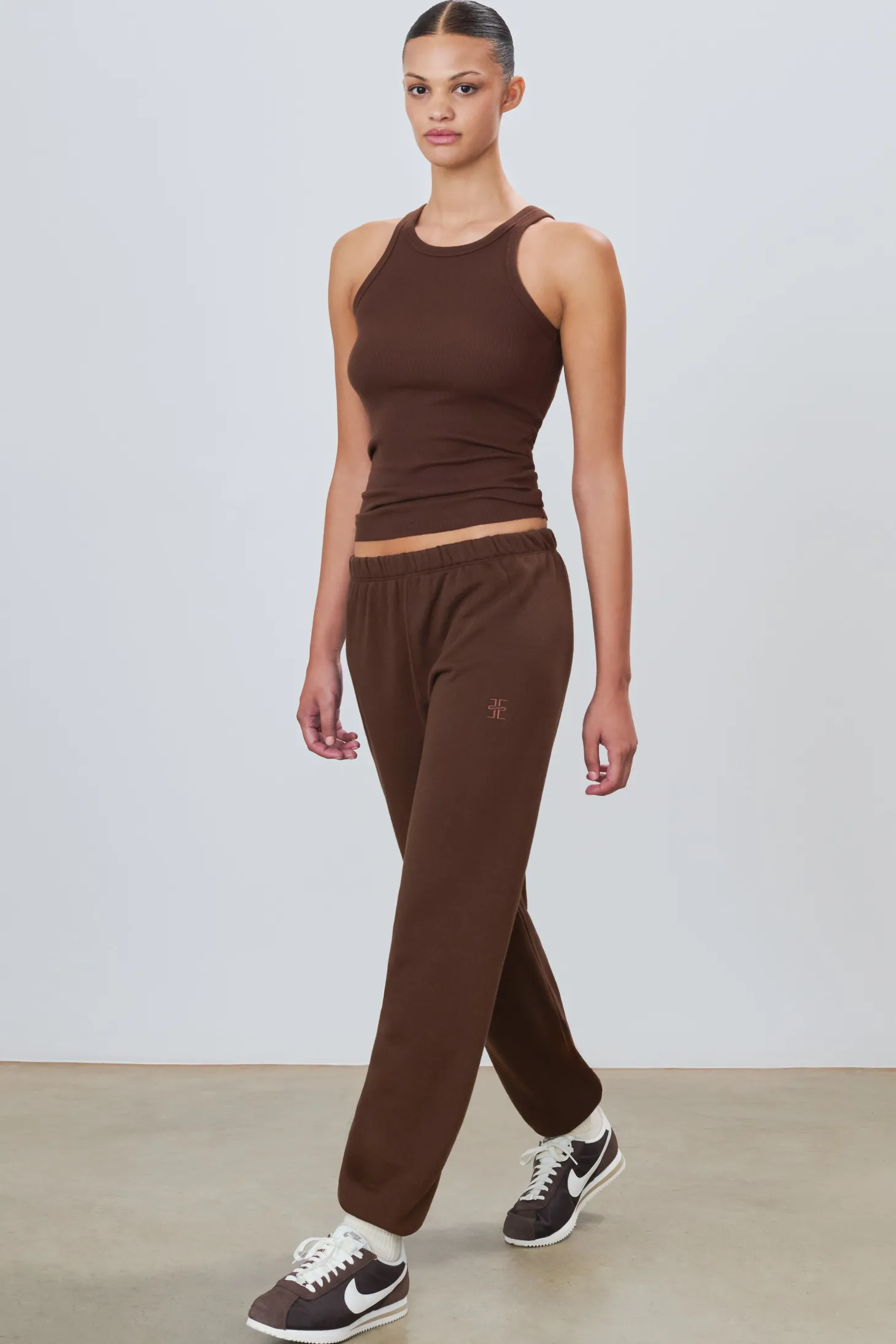 CLASSIC SWEATPANT