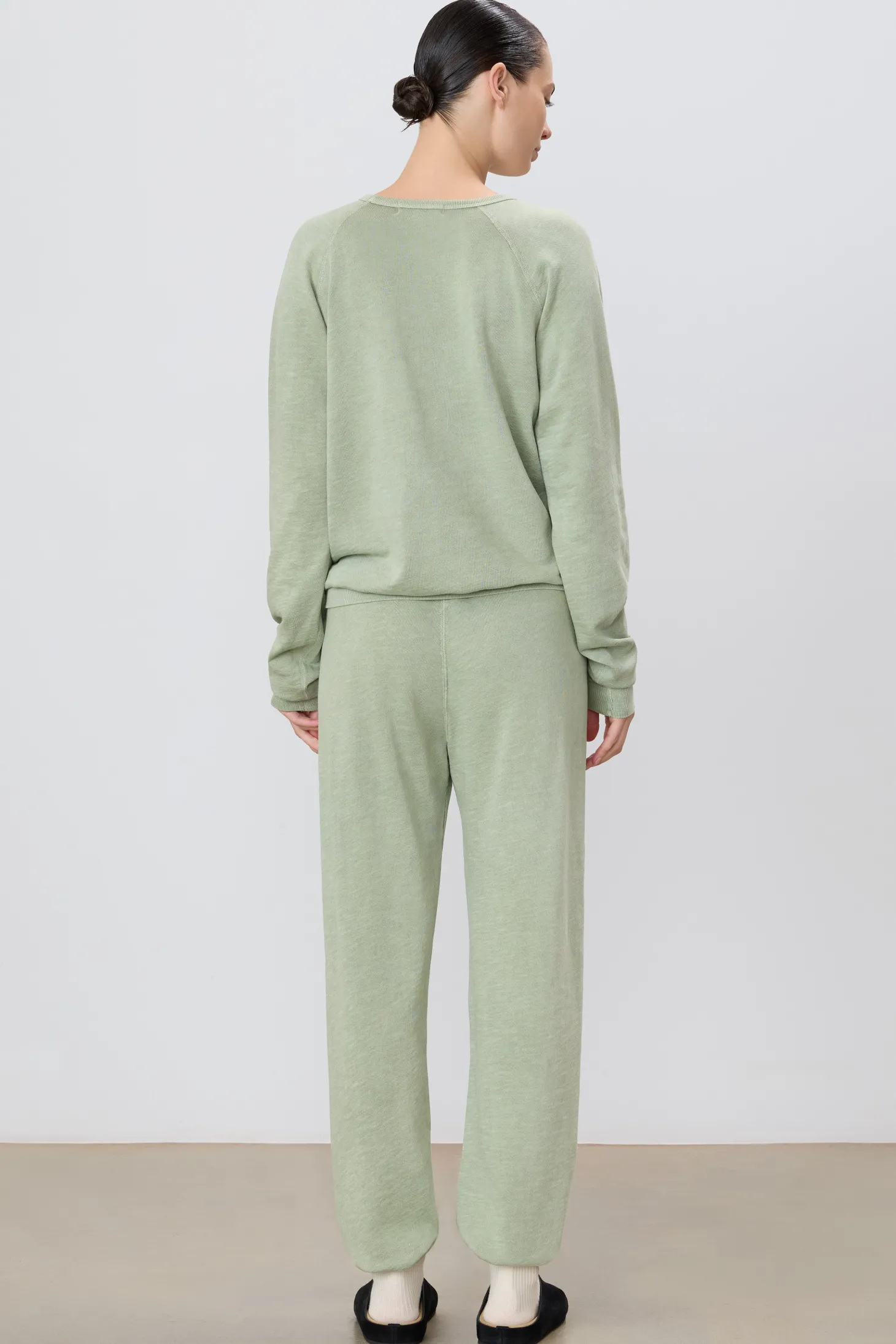 CLASSIC SWEATPANT