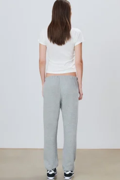 CLASSIC SWEATPANT