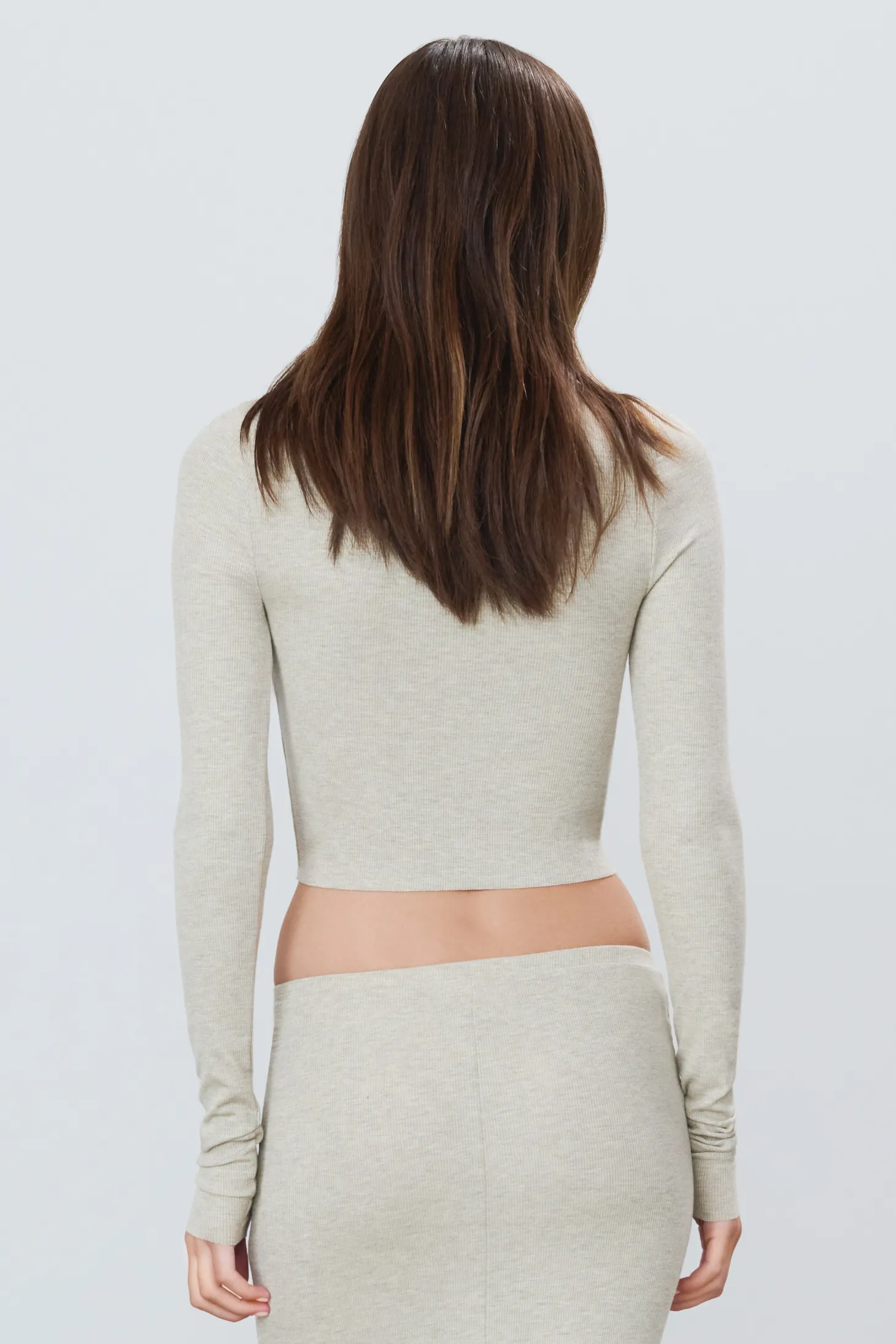 CROPPED FITTED TURTLENECK TOP