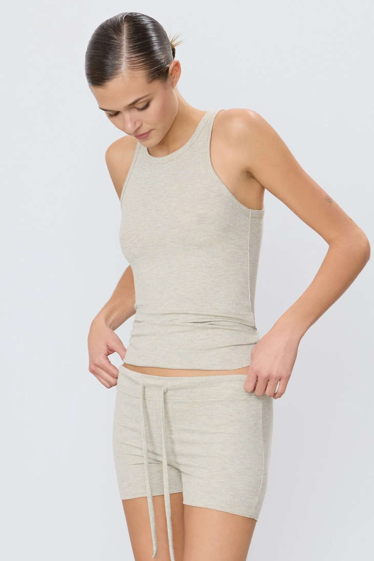 DRAWSTRING SHORT