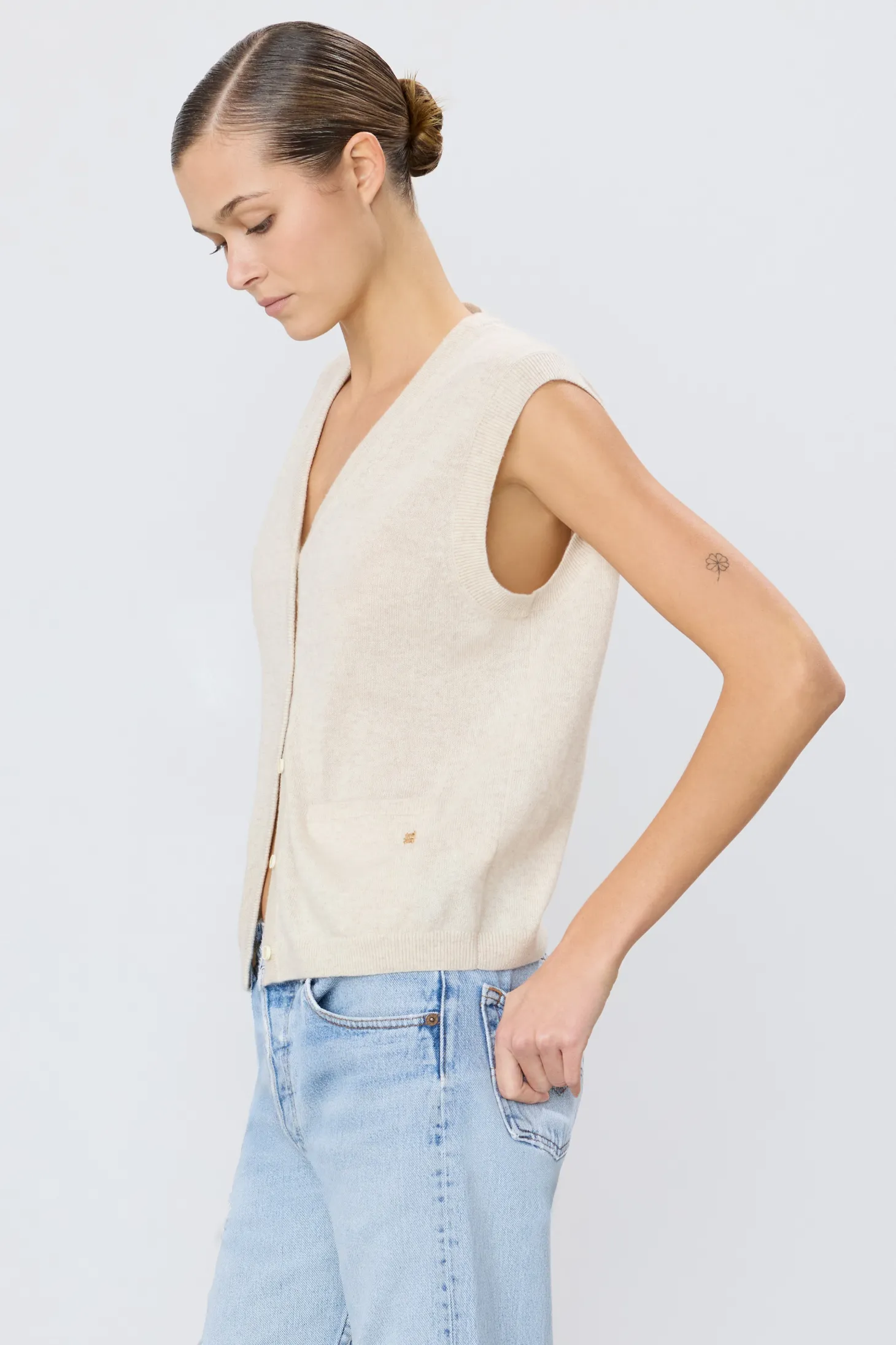 ELTON VEST