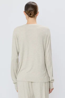 LONG SLEEVE BOYFRIEND T-SHIRT