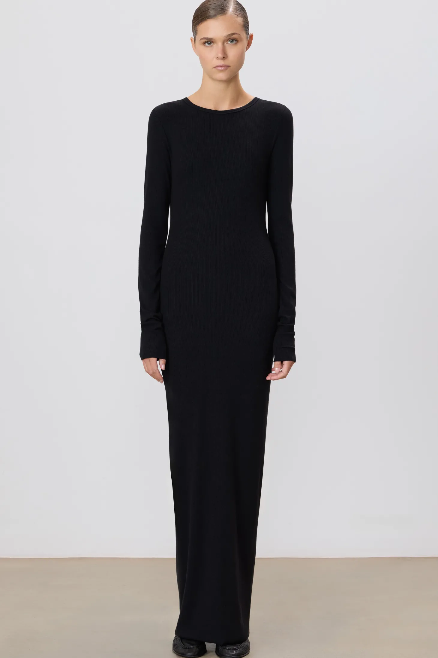 LONG SLEEVE CREWNECK MAXI DRESS