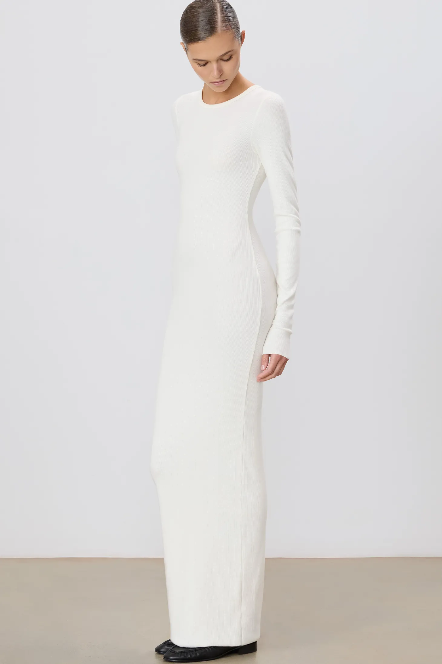 LONG SLEEVE CREWNECK MAXI DRESS