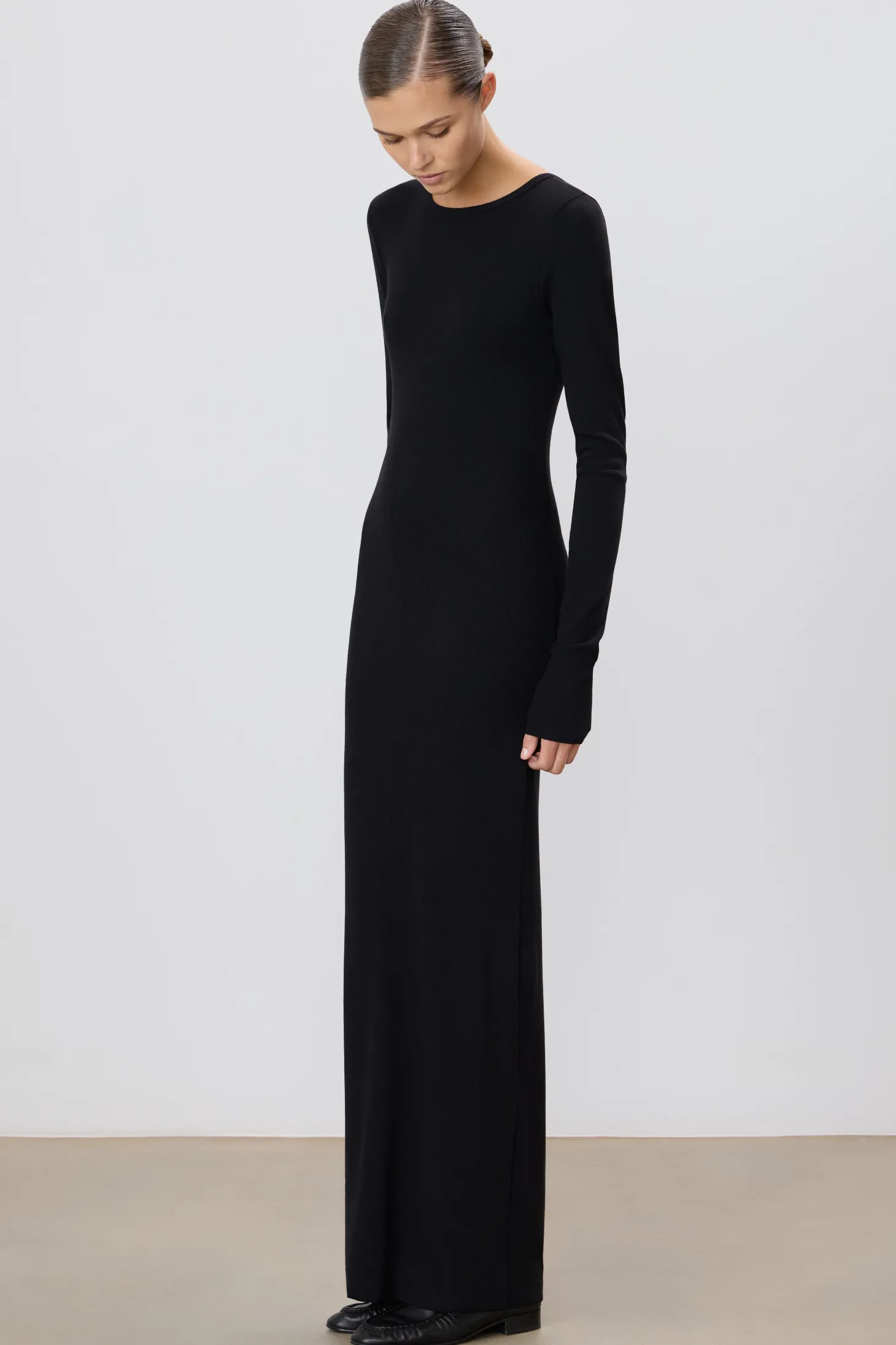 LONG SLEEVE CREWNECK MAXI DRESS