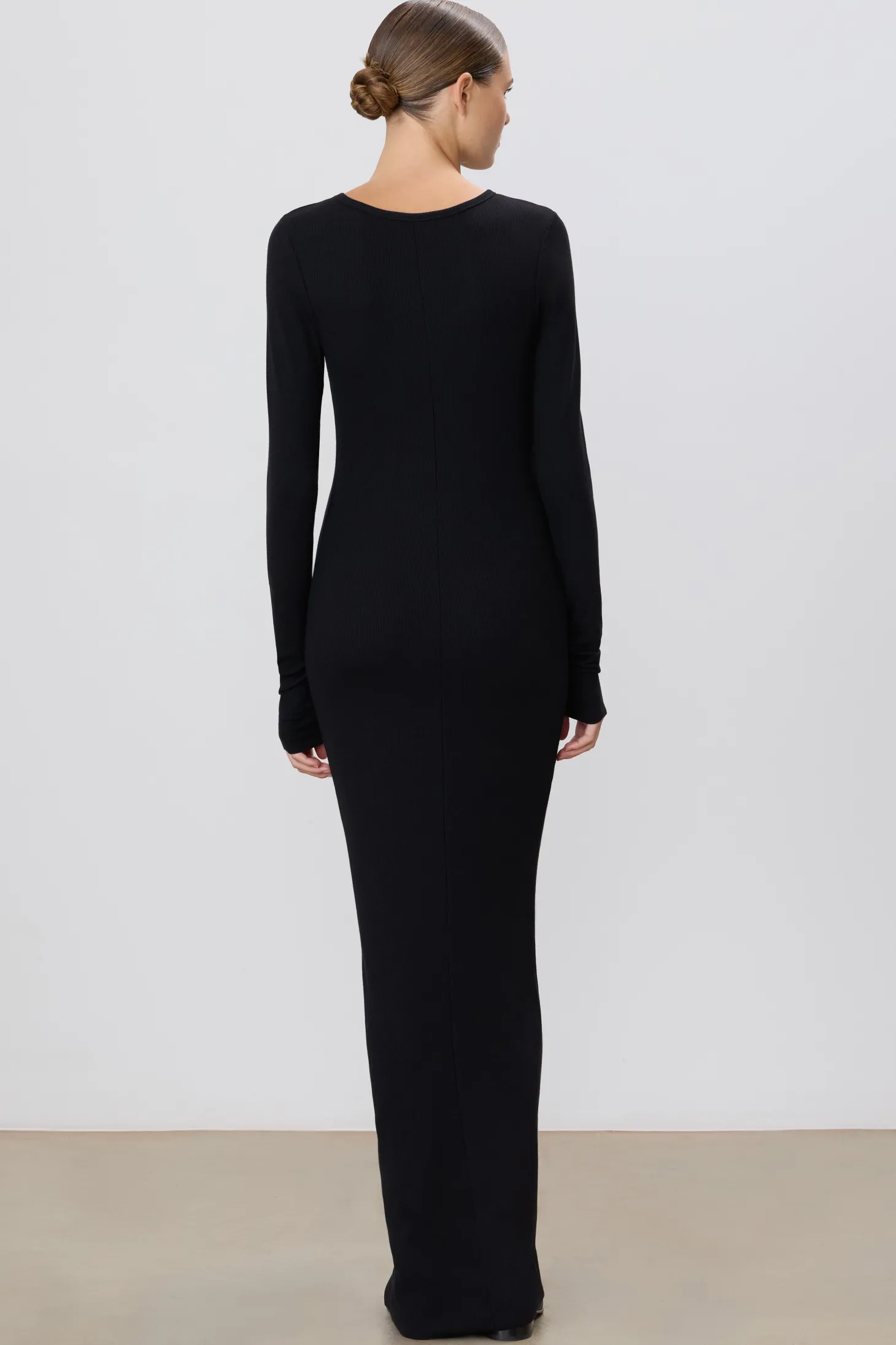 LONG SLEEVE CREWNECK MAXI DRESS