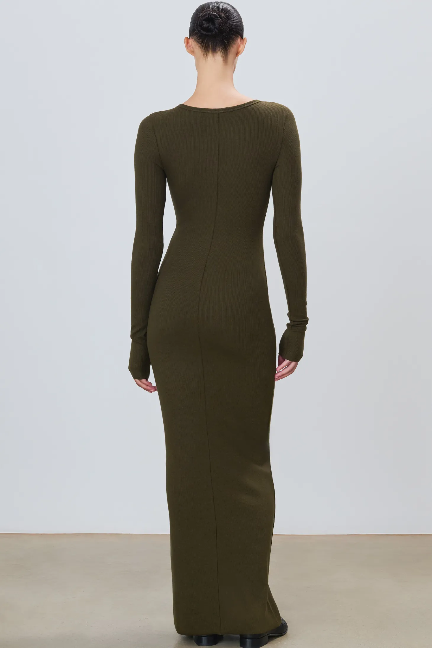 LONG SLEEVE CREWNECK MAXI DRESS