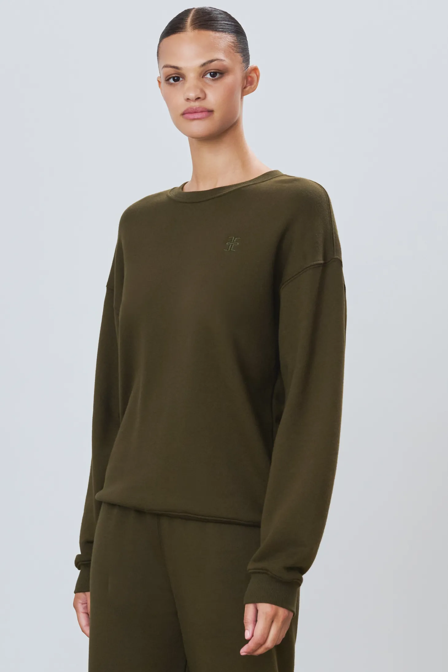 OVERSIZED CREWNECK SWEATSHIRT