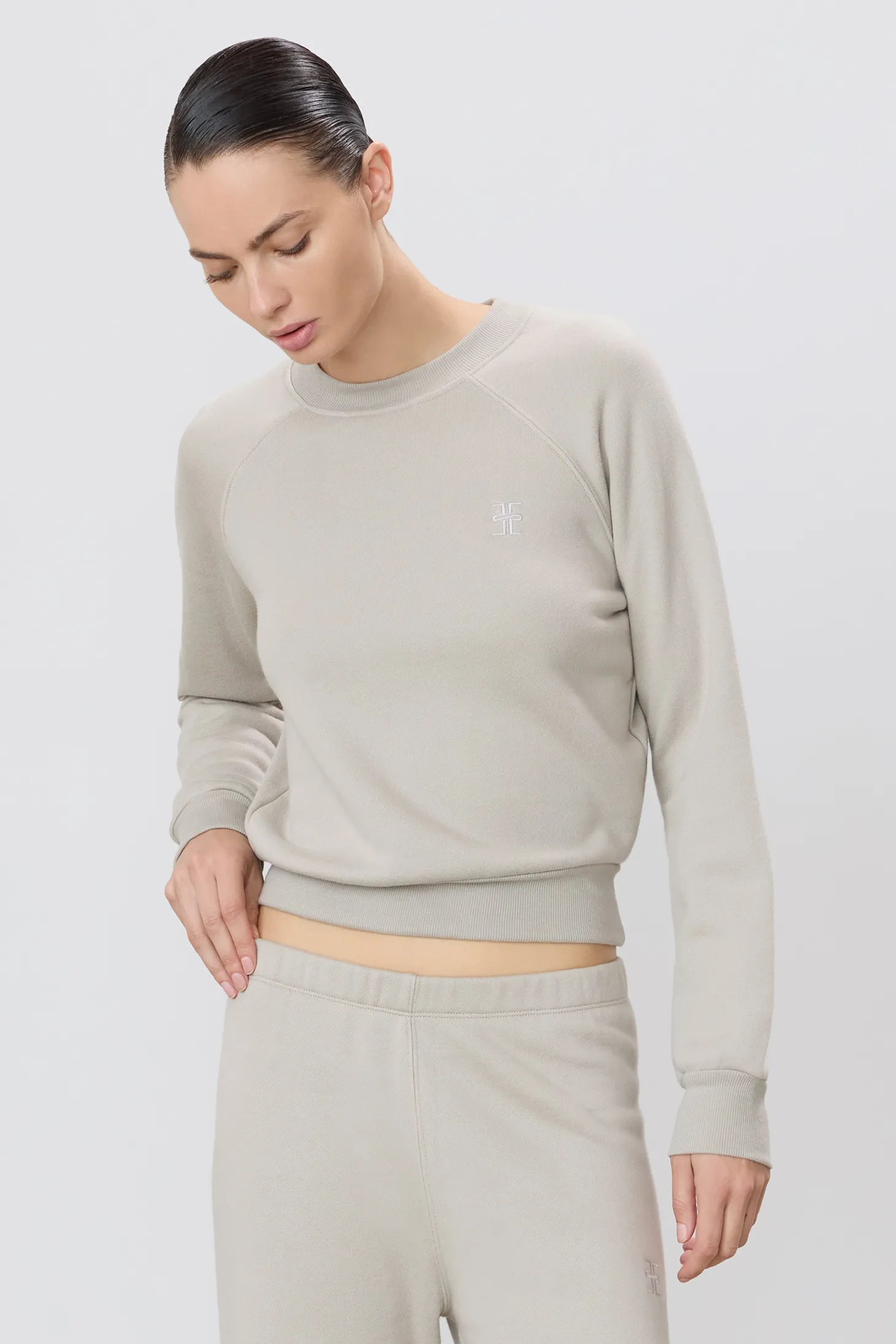 SHRUNKEN RAGLAN SWEATSHIRT