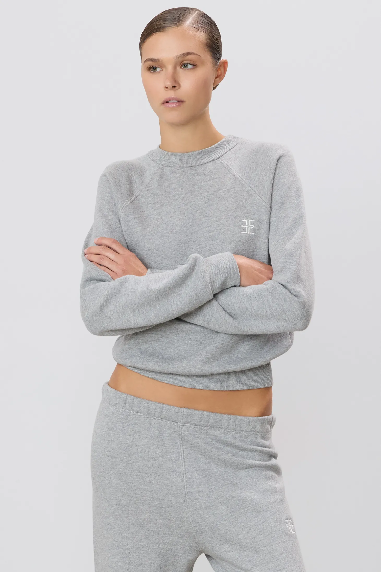 SHRUNKEN RAGLAN SWEATSHIRT