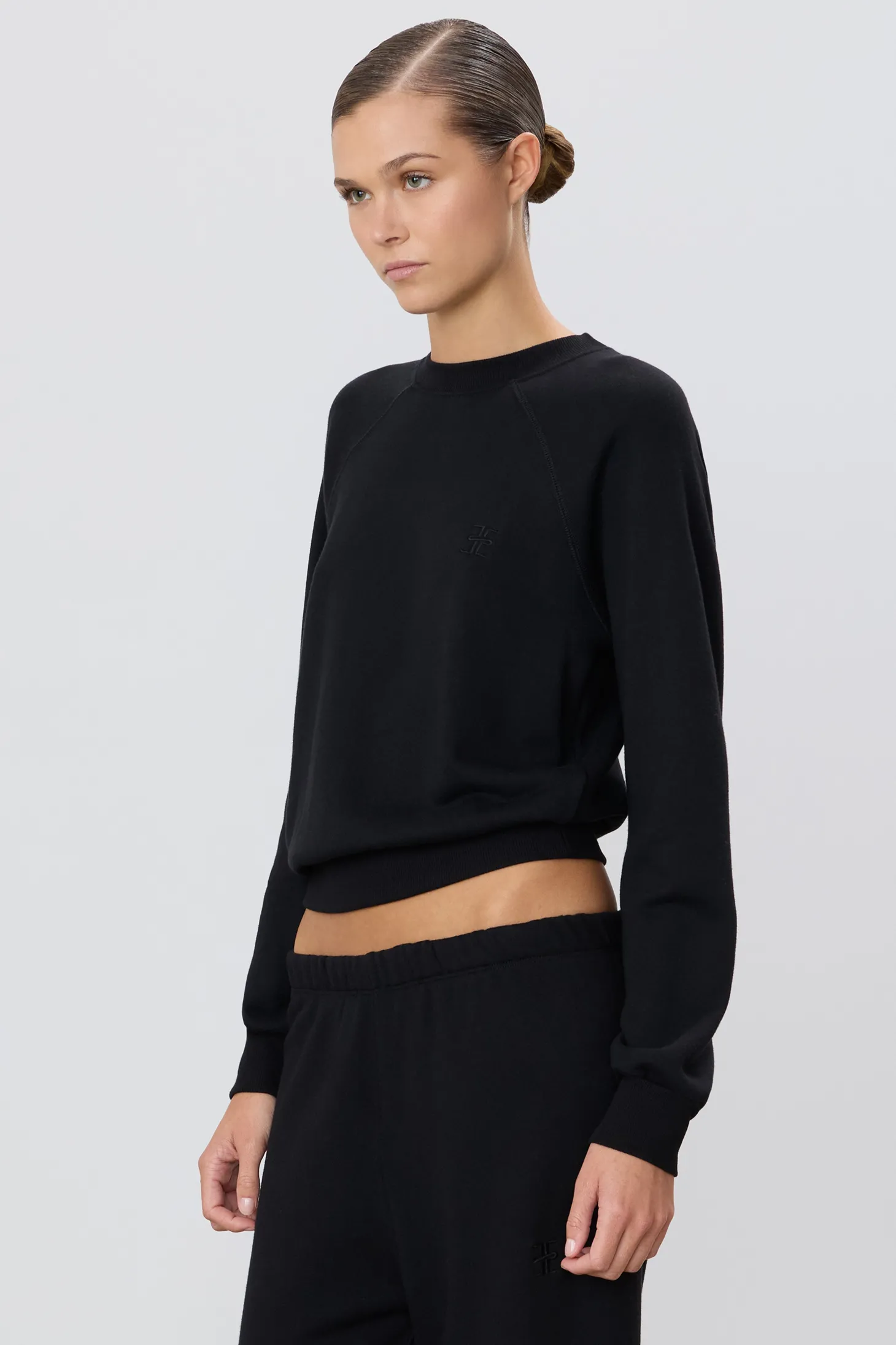 SHRUNKEN RAGLAN SWEATSHIRT