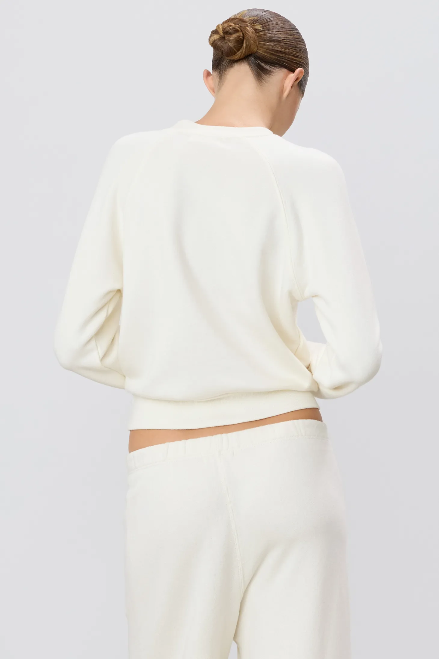SHRUNKEN RAGLAN SWEATSHIRT