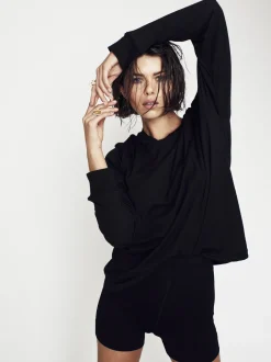 The Long Sleeve Boyfriend Tee by ÉTERNE